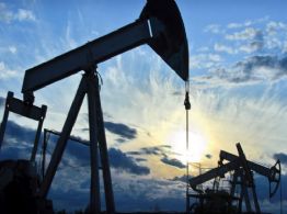 El Gobierno le impone el pago de un adelanto de Ganancias a las petroleras