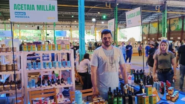 La olivícola LAUR llevó sus productos a una importante feria en Buenos Aires