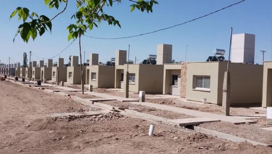 Un acuerdo permitirá la entrega de un nuevo barrio en Maipú