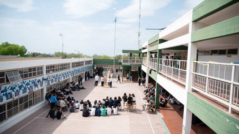 Concluyó la última semana de paro en las escuelas secundarias de la UNCuyo