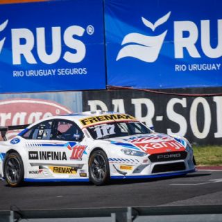 Rossi ganó en el Top Race V6 en Rosario