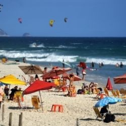Récord de turistas argentinos en Brasil durante el 2023