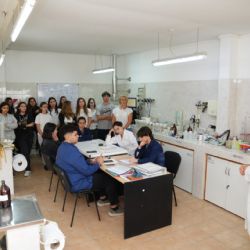 Alumnos de la escuela Arboit iniciaron sus prácticas en el Laboratorio de Suelos de Junín